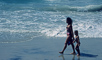 t_D0919_Untitled__Woman___Child_on_beach_.jpg