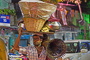 t_D2404_Stallholder_on_the_move_in_Kolkata.jpg